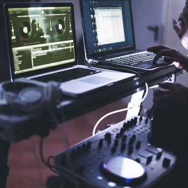 电话网页在线轰炸源码